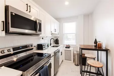 131 Broadway #2, Newport, RI 02840 - Photo 16