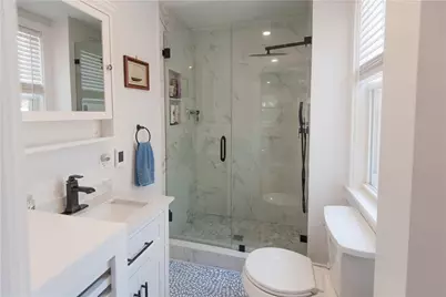 131 Broadway #2, Newport, RI 02840 - Photo 14