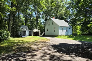 384 Devils Foot Rd, North Kingstown, RI 02852 - Photo 2