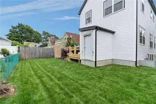 80 Packard St, Cranston, RI 02910 - Photo 36