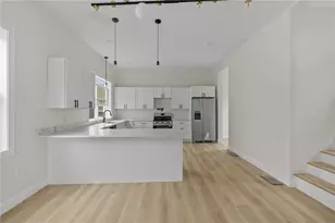 80 Packard St, Cranston, RI 02910 - Photo 4