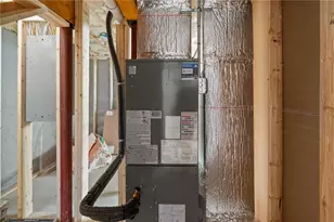 80 Packard St, Cranston, RI 02910 - Photo 34