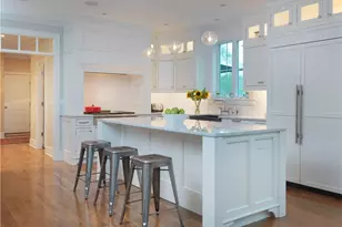 01 Highland Woods Dr, East Greenwich, RI 02818 - Photo 2