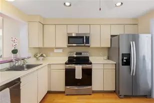 21 Beach St, Narragansett, RI 02882 - Photo 26