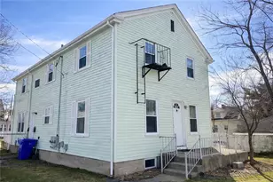 866 Weeden St, Pawtucket, RI 02860 - Photo 2