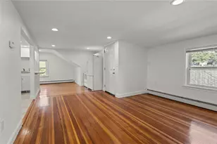 3862 Mendon Rd, Cumberland, RI 02864 - Photo 8