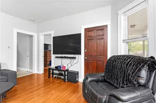 2 Poplar St, Providence, RI 02906 - Photo 6