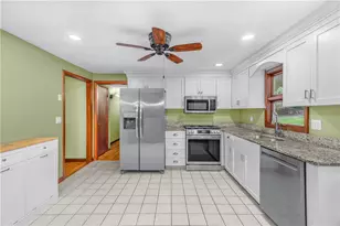 133 Sage Dr, Warwick, RI 02886 - Photo 12