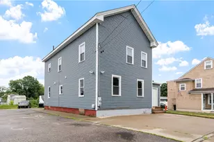 31 Greenville Ave, Johnston, RI 02919 - Photo 2