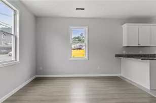 31 Greenville Ave, Johnston, RI 02919 - Photo 8