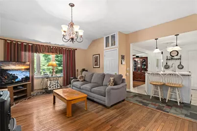 101 Hopkins Avenue, Johnston, RI 02919 - Photo 4