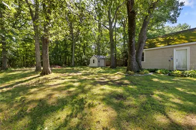 101 Hopkins Avenue, Johnston, RI 02919 - Photo 20