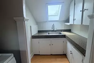 41 Carter St, Providence, RI 02907 - Photo 10