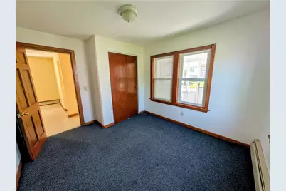16 Colony Street, Cranston, RI 02920 - Photo 8