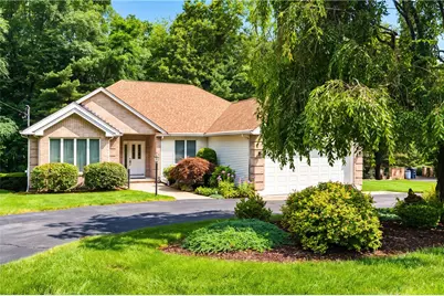 7 Foxwood Drive, Lincoln, RI 02865 - Photo 2