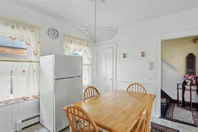 304 Indiana Avenue, Providence, RI 02905 - Photo 18