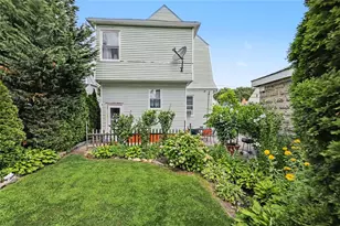 304 Indiana Ave, Providence, RI 02905 - Photo 46