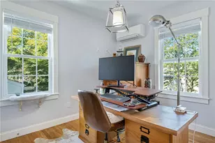 10 Champlin St, Newport, RI 02840 - Photo 24