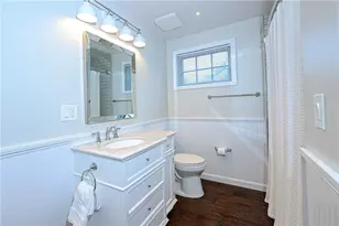 24 Anthony St, Newport, RI 02840 - Photo 14
