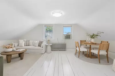 27 Dean Avenue #3, Newport, RI 02840 - Photo 2