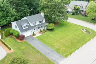 63 Derbyshire Dr, Cranston, RI 02921 - Photo 6