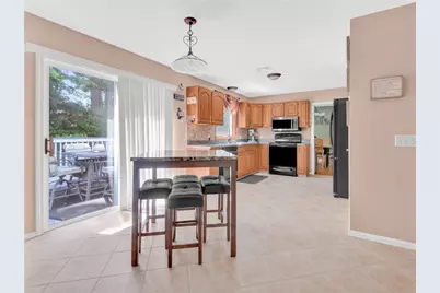 63 Derbyshire Drive, Cranston, RI 02921 - Photo 12