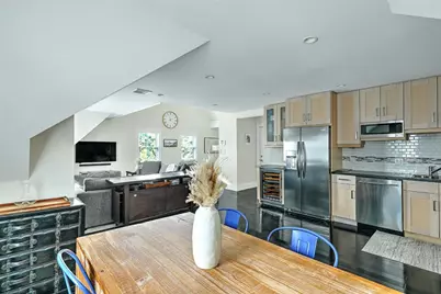 26 South Angell Street #3, Providence, RI 02906 - Photo 18