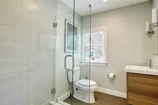26 S Angell St, Providence, RI 02906 - Photo 36