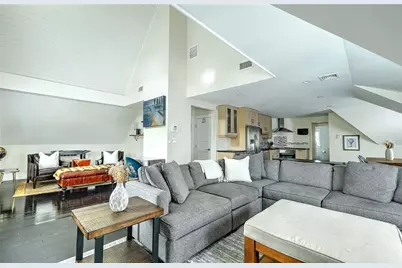 26 South Angell Street #3, Providence, RI 02906 - Photo 6