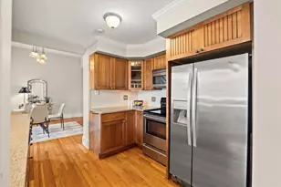 10 East St, Providence, RI 02906 - Photo 4