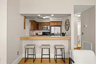 10 East St, Providence, RI 02906 - Photo 6