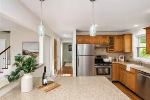5 Barton Ln, Middletown, RI 02842 - Photo 14