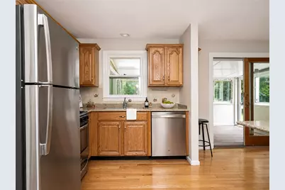 5 Barton Lane, Middletown, RI 02842 - Photo 12