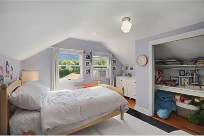 520 Middle Highway, Barrington, RI 02806 - Photo 26