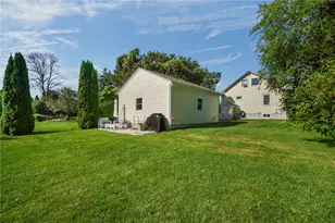 520 Middle Hwy, Barrington, RI 02806 - Photo 32