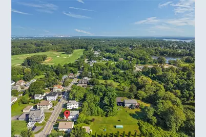 520 Middle Highway, Barrington, RI 02806 - Photo 40