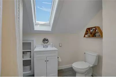 520 Middle Highway, Barrington, RI 02806 - Photo 20