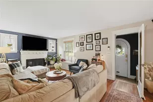 23 Marden St, Cranston, RI 02910 - Photo 6