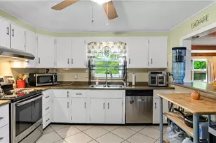 210 Dorman Ave, North Providence, RI 02904 - Photo 14