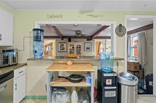 210 Dorman Ave, North Providence, RI 02904 - Photo 16