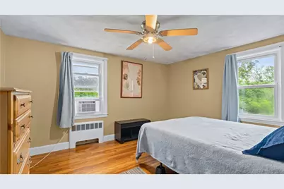 210 Dorman Avenue, North Providence, RI 02904 - Photo 8