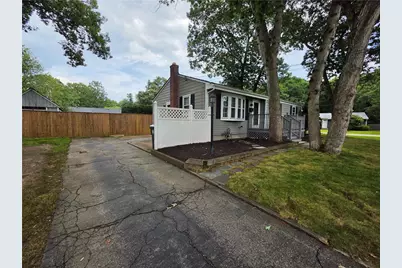 7 Cole Avenue, Warwick, RI 02886 - Photo 4