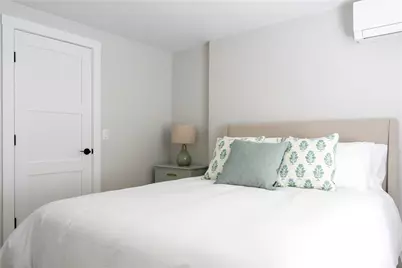 43 Franklin Street #3, Newport, RI 02840 - Photo 2