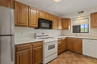 650 Greenwich Avenue #5-405, West Warwick, RI 02893 - Photo 4