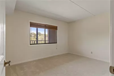 650 East Greenwich Avenue #5-405, West Warwick, RI 02893 - Photo 26