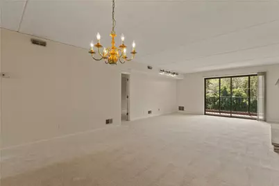 650 East Greenwich Avenue #5-405, West Warwick, RI 02893 - Photo 16