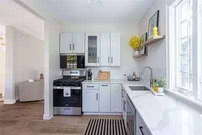 4 Gladding Court, Newport, RI 02840 - Photo 16