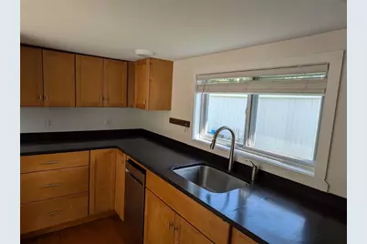 15 N Water Street, Portsmouth, RI 02871 - Photo 16