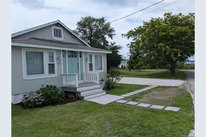 15 N Water Street, Portsmouth, RI 02871 - Photo 2
