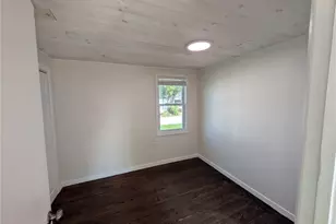15 N Water St, Portsmouth, RI 02871 - Photo 20